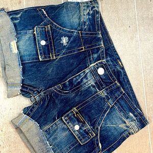 Shorts for ladies size medium and large low rise brand Hysteric size  L waist 32